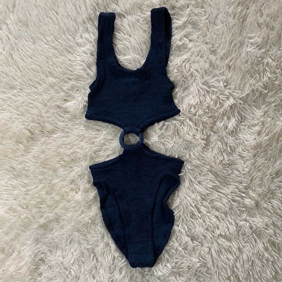 NWT Hunza G Chloe crinkle side cutout swimsuit - Picture 6 of 6